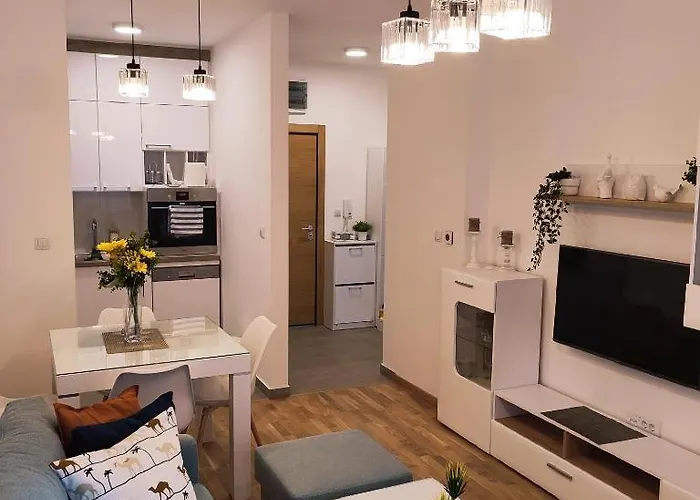 Center Sunrise Apartment