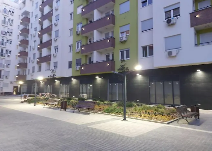 Center Sunrise Apartment